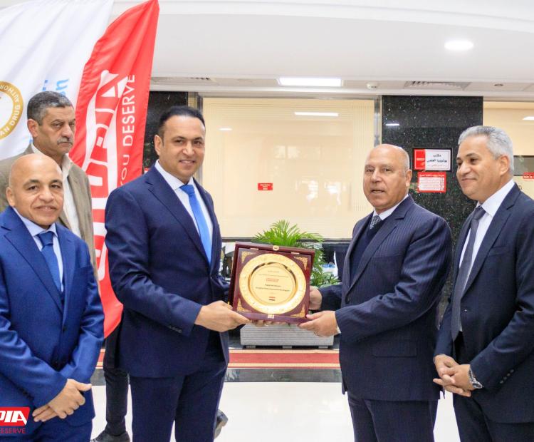 The visit of Minister of Industry Lieutenant General Kamel Al-Wazir to Utopia Pharmaceuticals factory.