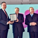 Dr. Ali El Ghamrawy, Chairman of the Egyptian Drug Authority, and Dr. Mohy Hafiz, Chairman of the Export Council for Medical Industries, honored Utopia Pharma in recognition